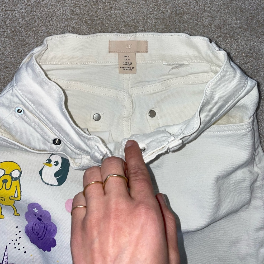 Custom painted jeans - Picture 4 of 4